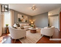 Family room - 8 Columbia Bay W, Lethbridge, AB T1K5A7 Photo 7