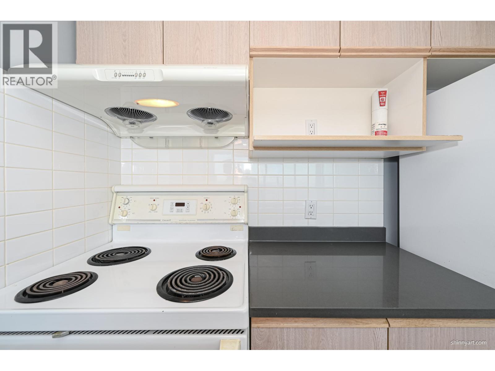 1 Bed, 1 Bath House for Sale in Richmond – 1404 8871 LANSDOWNE ROAD, Richmond – MLS# R3178233 - Image 15