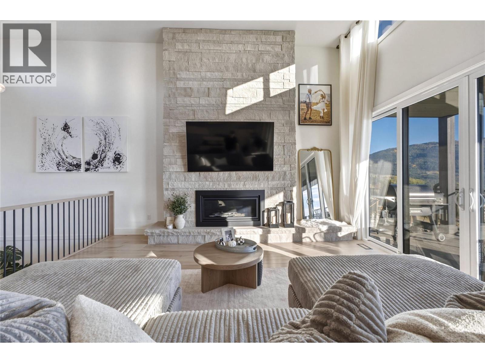7151 Apex Drive, Vernon