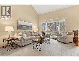 4pc Bathroom - 88 Deermeade Road Se, Calgary, AB T2J5Z5 Photo 6