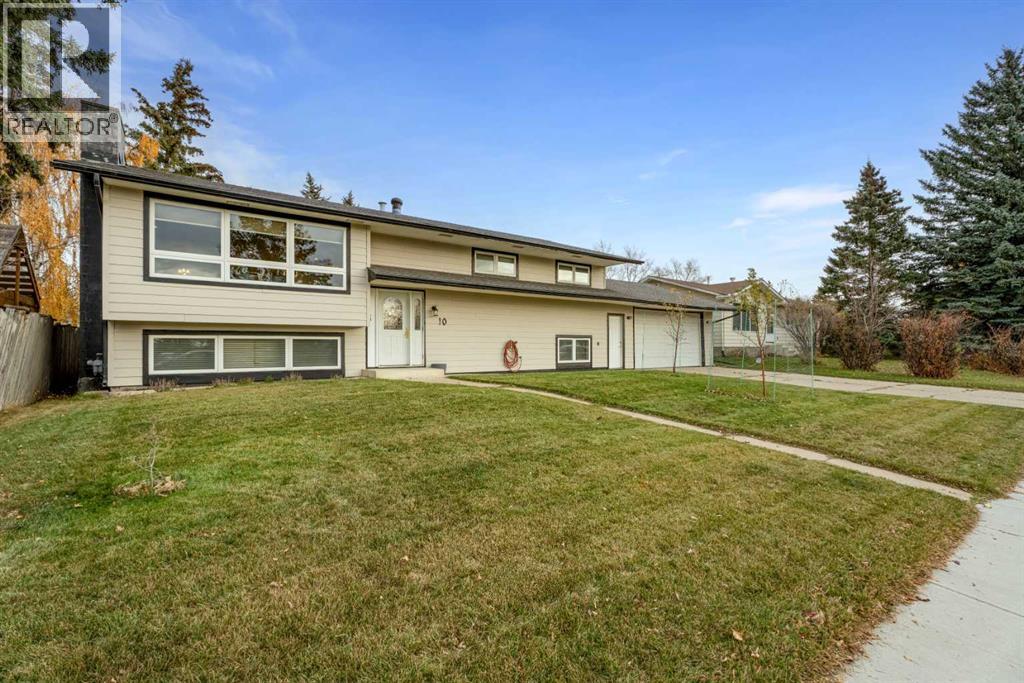 10 Mountain Street E, Okotoks, Alberta, T1S1G5