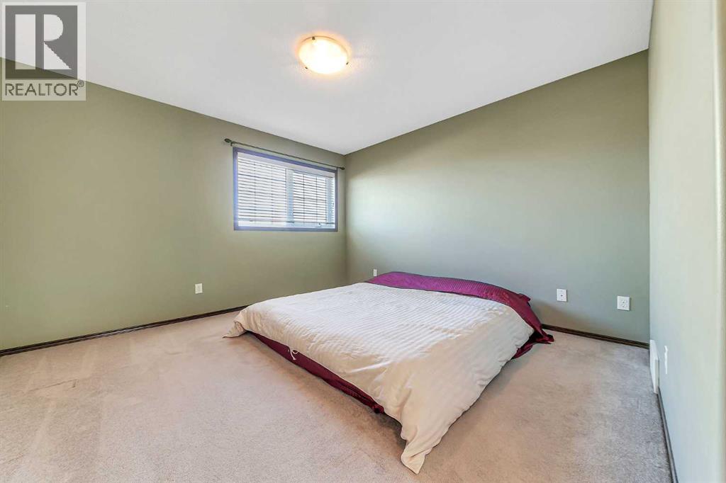 Listing photo – 61 Lanterman Close, Red Deer