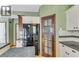 Bedroom - 61 Lanterman Close, Red Deer, AB T4R3N3 Photo 15
