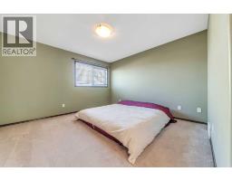 61 Lanterman Close, Red Deer, AB T4R3N3 Photo 21