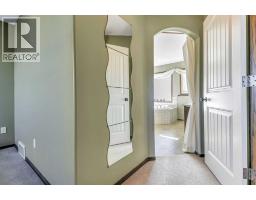 61 Lanterman Close, Red Deer, AB T4R3N3 Photo 22