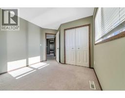 61 Lanterman Close, Red Deer, AB T4R3N3 Photo 28