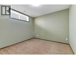61 Lanterman Close, Red Deer, AB T4R3N3 Photo 37