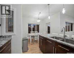 5pc Ensuite bath - 4221 Green Olive Way E, Regina, SK S4V1P9 Photo 9