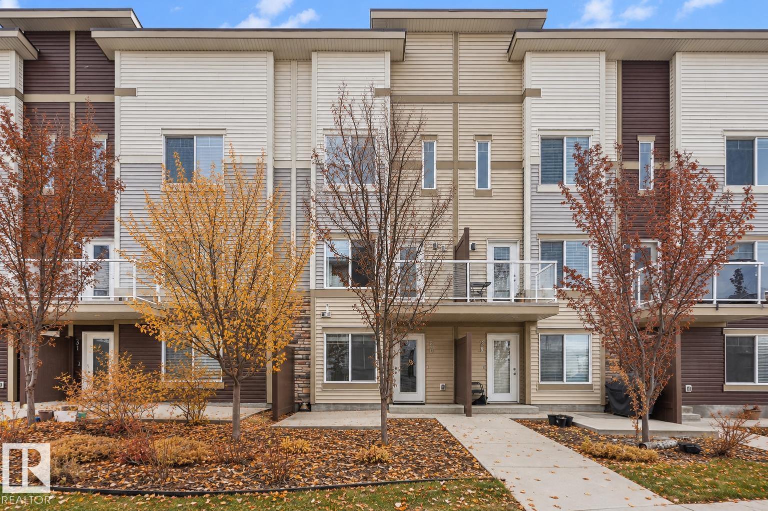 #30 804 WELSH DR SW, Edmonton — photo 2