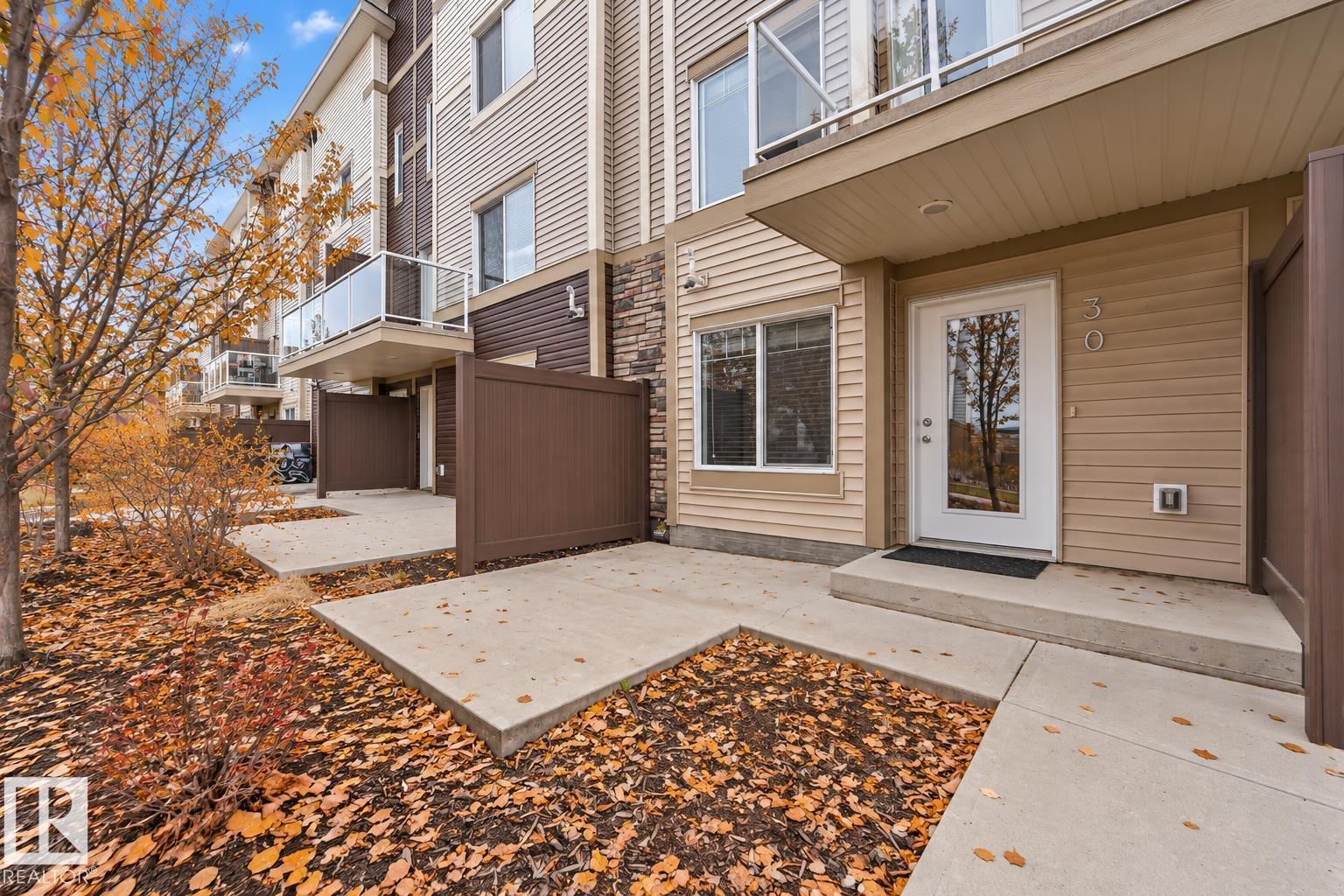 #30 804 WELSH DR SW, Edmonton — photo 3