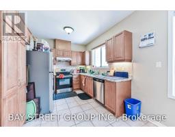 31 Levellands Crescent, Richmond Hill, ON L4B0A5 Photo 10