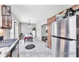 31 Levellands Crescent, Richmond Hill, ON L4B0A5 Photo 11