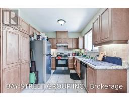 31 Levellands Crescent, Richmond Hill, ON L4B0A5 Photo 12
