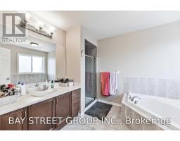 31 Levellands Crescent, Richmond Hill, ON L4B0A5 Photo 17