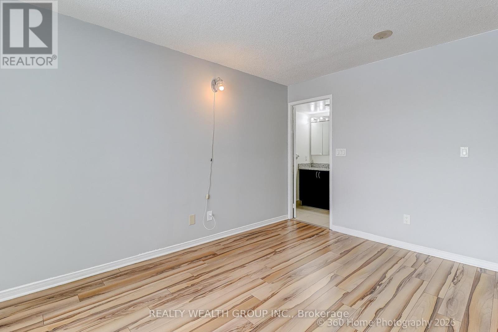 111- 4900 Glen Erin Drive, Mississauga, ON photo 21