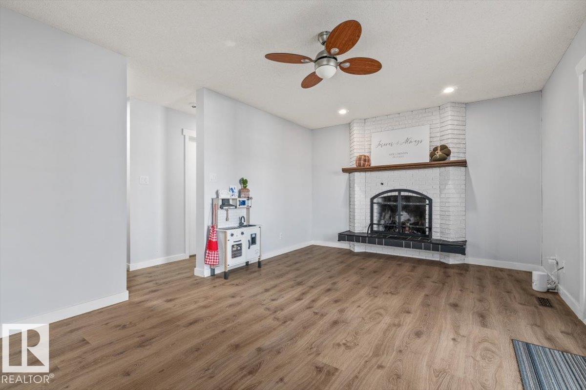 4310 39 AV, Leduc — photo 31