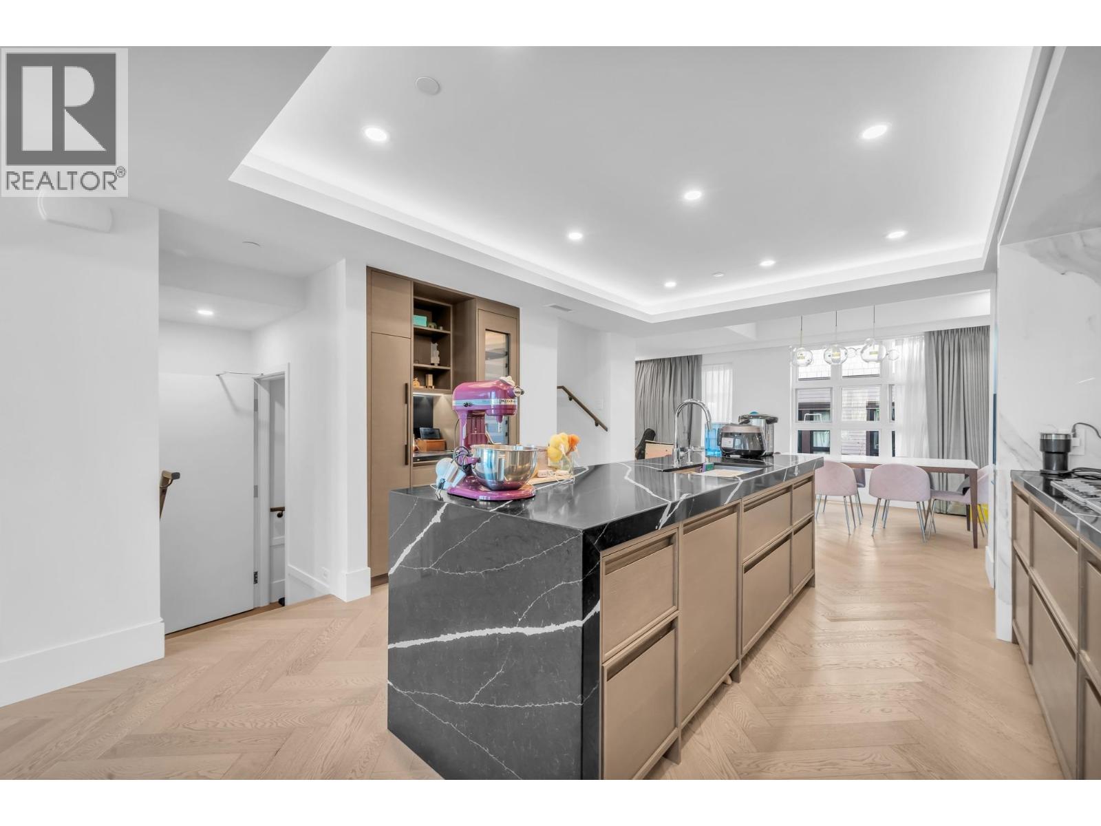 2793 ALAMEIN AVENUE, Vancouver - Image 1