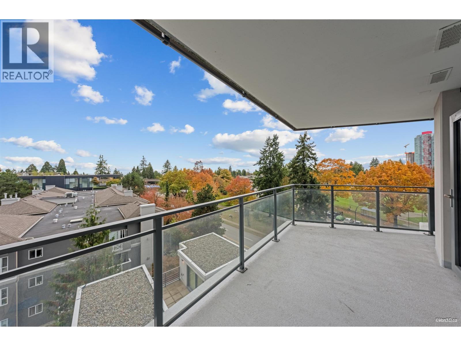 2 Bed, 2 Bath Apartment for Sale in Burnaby – 602 4900 LENNOX LANE, Burnaby – MLS# R3178245 - Image 25