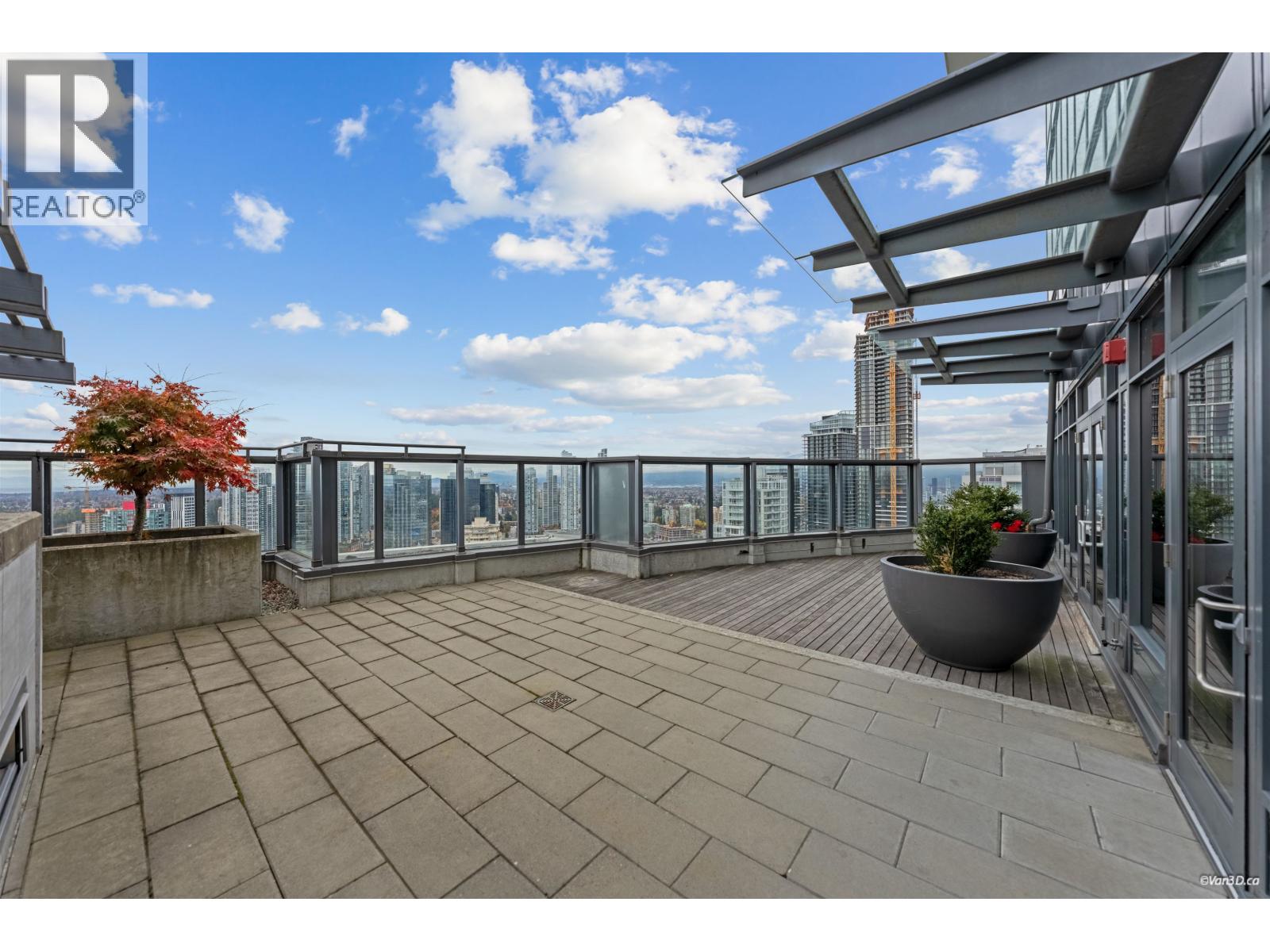 2 Bed, 2 Bath Apartment for Sale in Burnaby – 602 4900 LENNOX LANE, Burnaby – MLS# R3178245 - Image 29