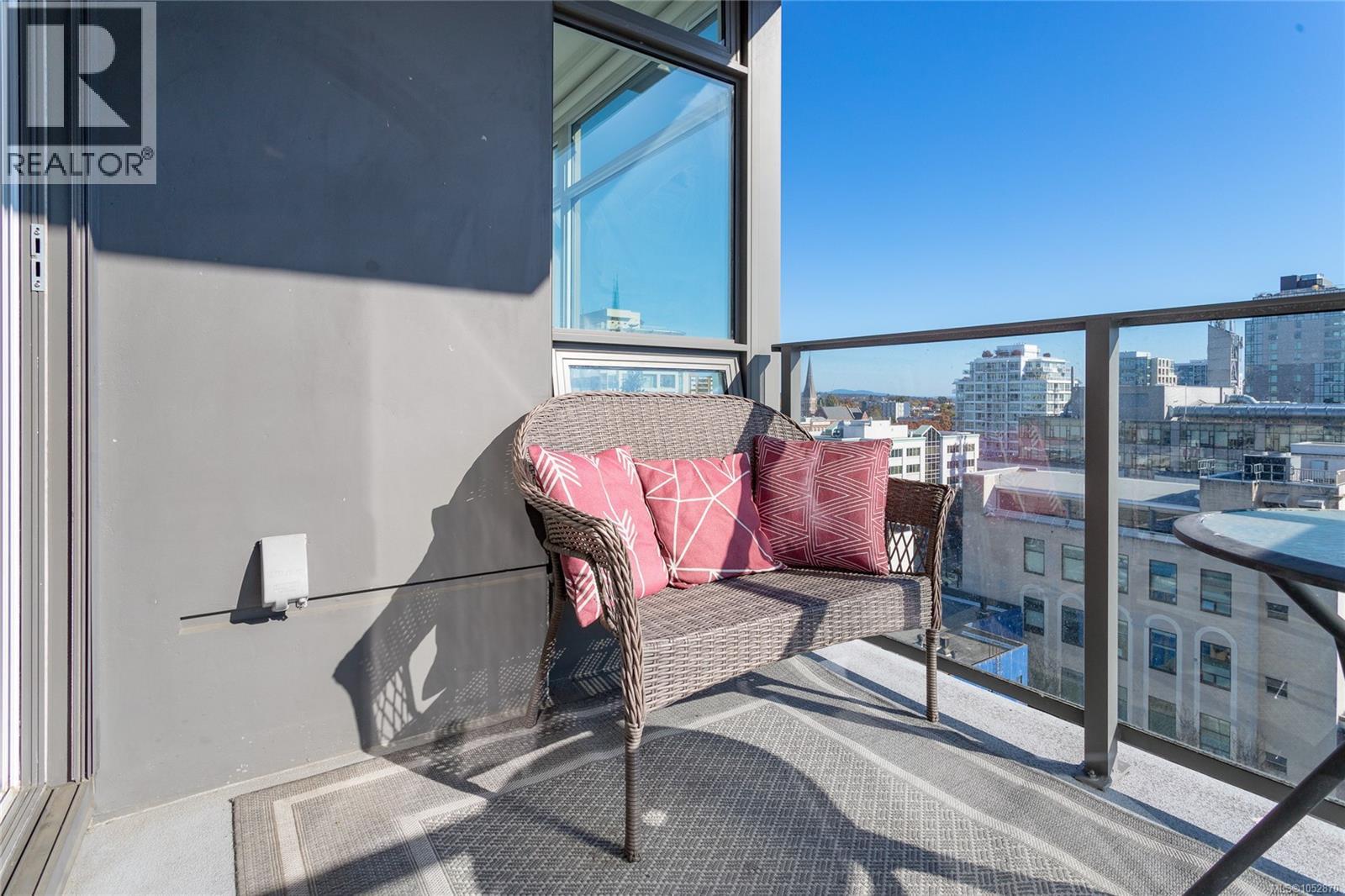 1105 728 Yates St, Victoria - Image 1