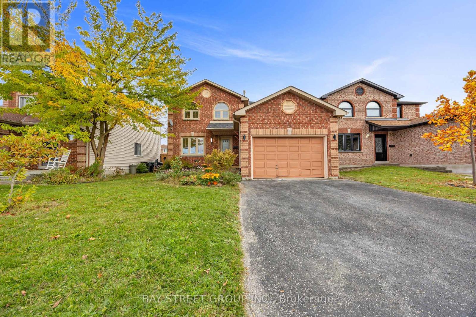 13 IRISH LANE, Barrie (Grove East)