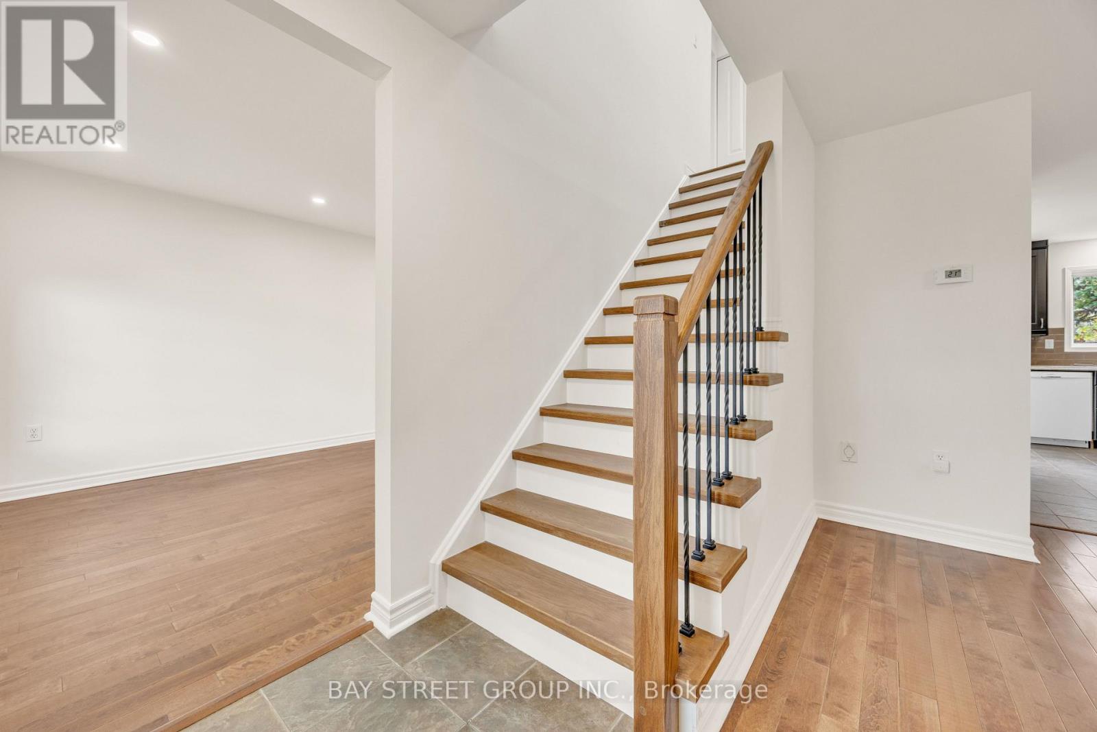 13 Irish Lane, Barrie, ON photo 16