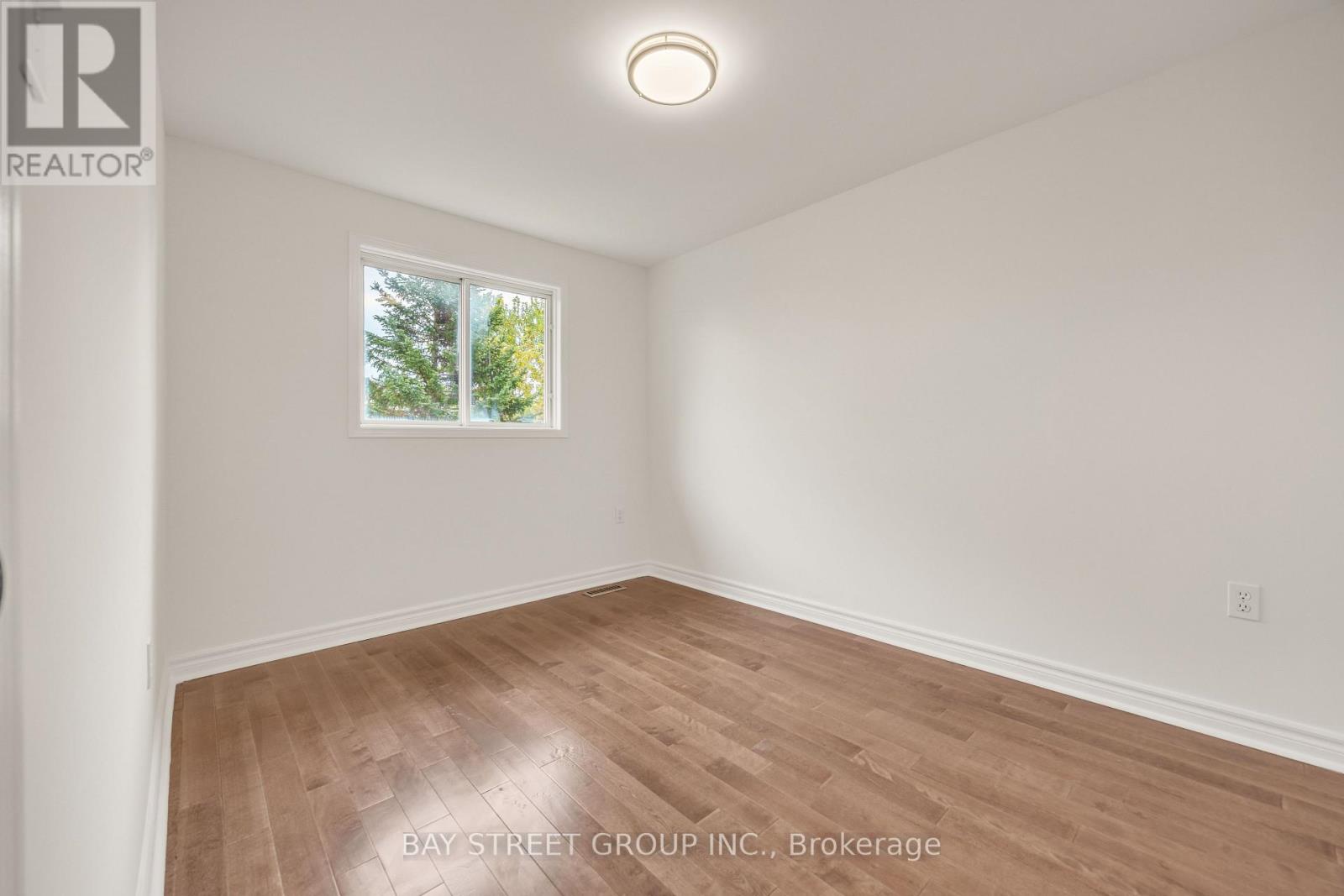 13 Irish Lane, Barrie, ON photo 21