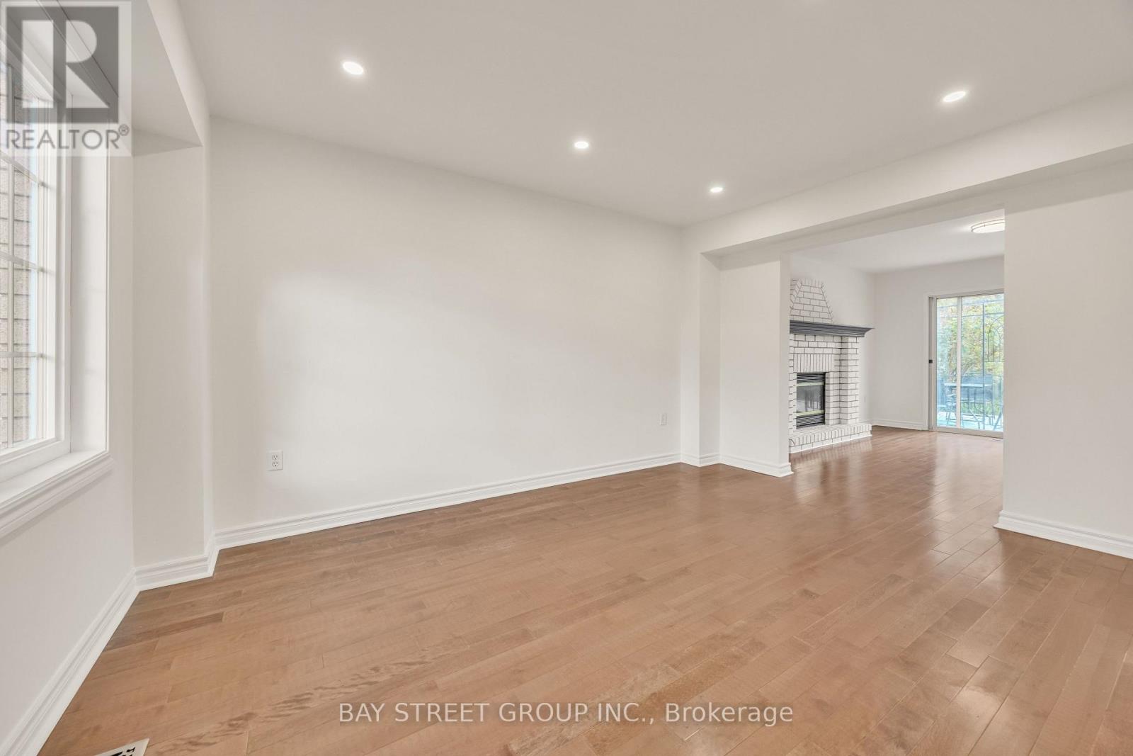 13 IRISH LANE, Barrie (Grove East) — photo 5