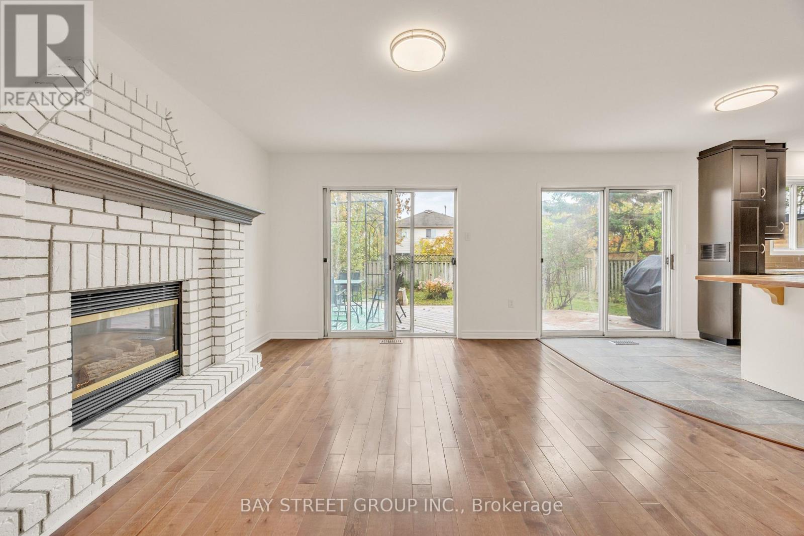 13 IRISH LANE, Barrie (Grove East) — photo 7