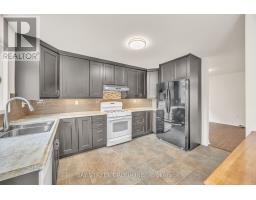 Bedroom 3 - 13 Irish Lane, Barrie, ON L4M6H3 Photo 11