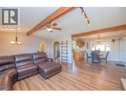 Primary Bedroom - 7126 Longacre Drive, Vernon, BC V1H1H6 Photo 12
