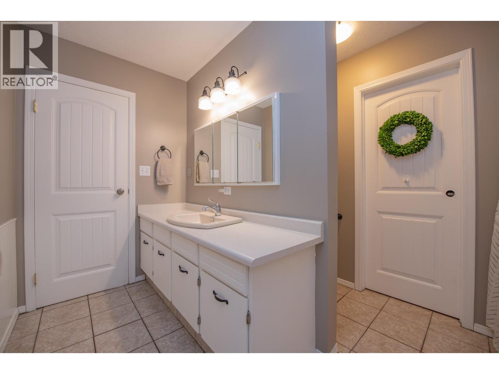 7126 Longacre Drive, Vernon