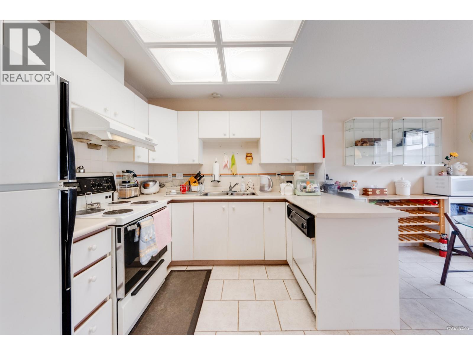 24 8120 GENERAL CURRIE ROAD, Richmond - Image 1