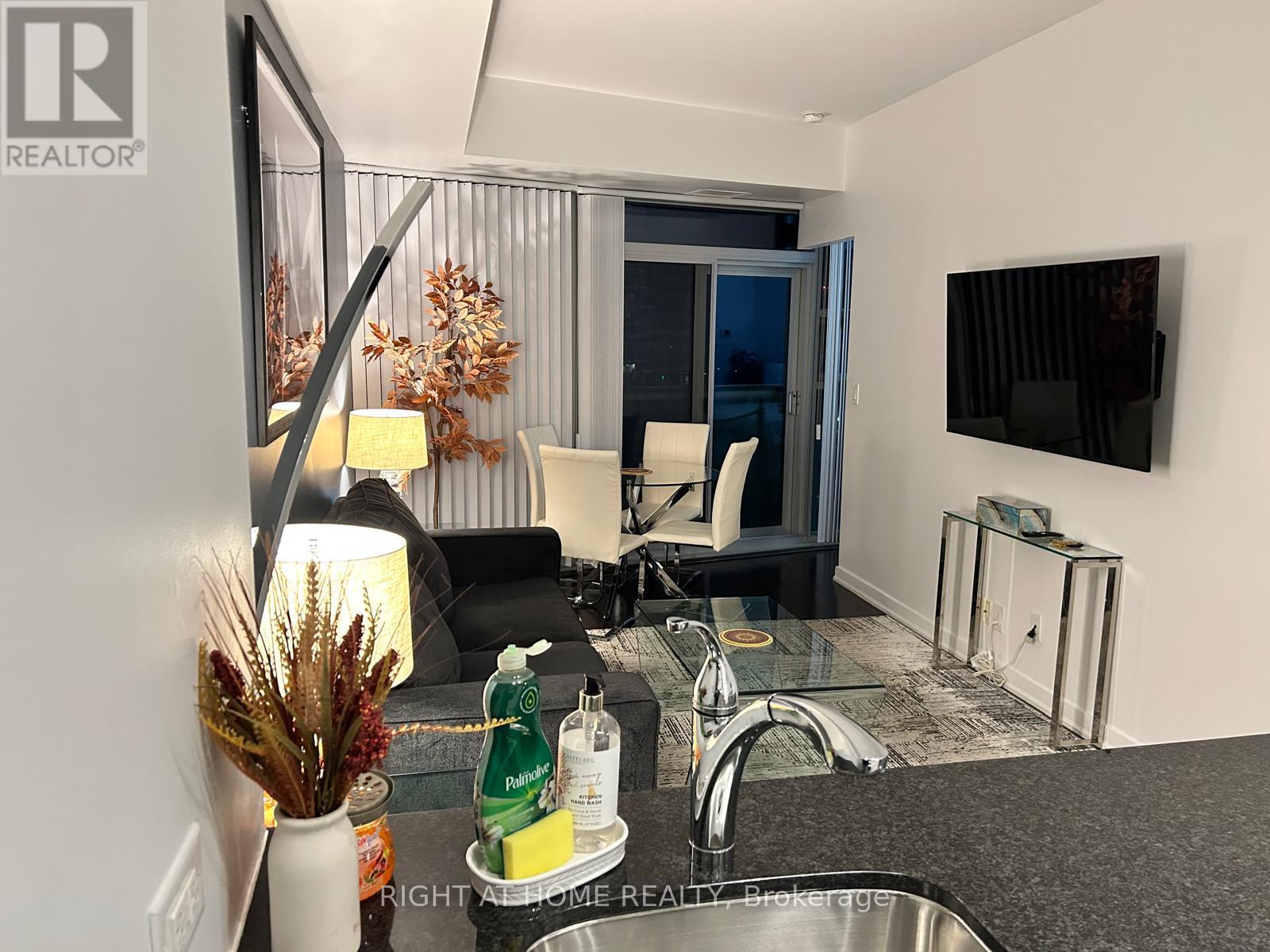 2503 - 12 YORK STREET, Toronto (Waterfront Communities) — photo 4