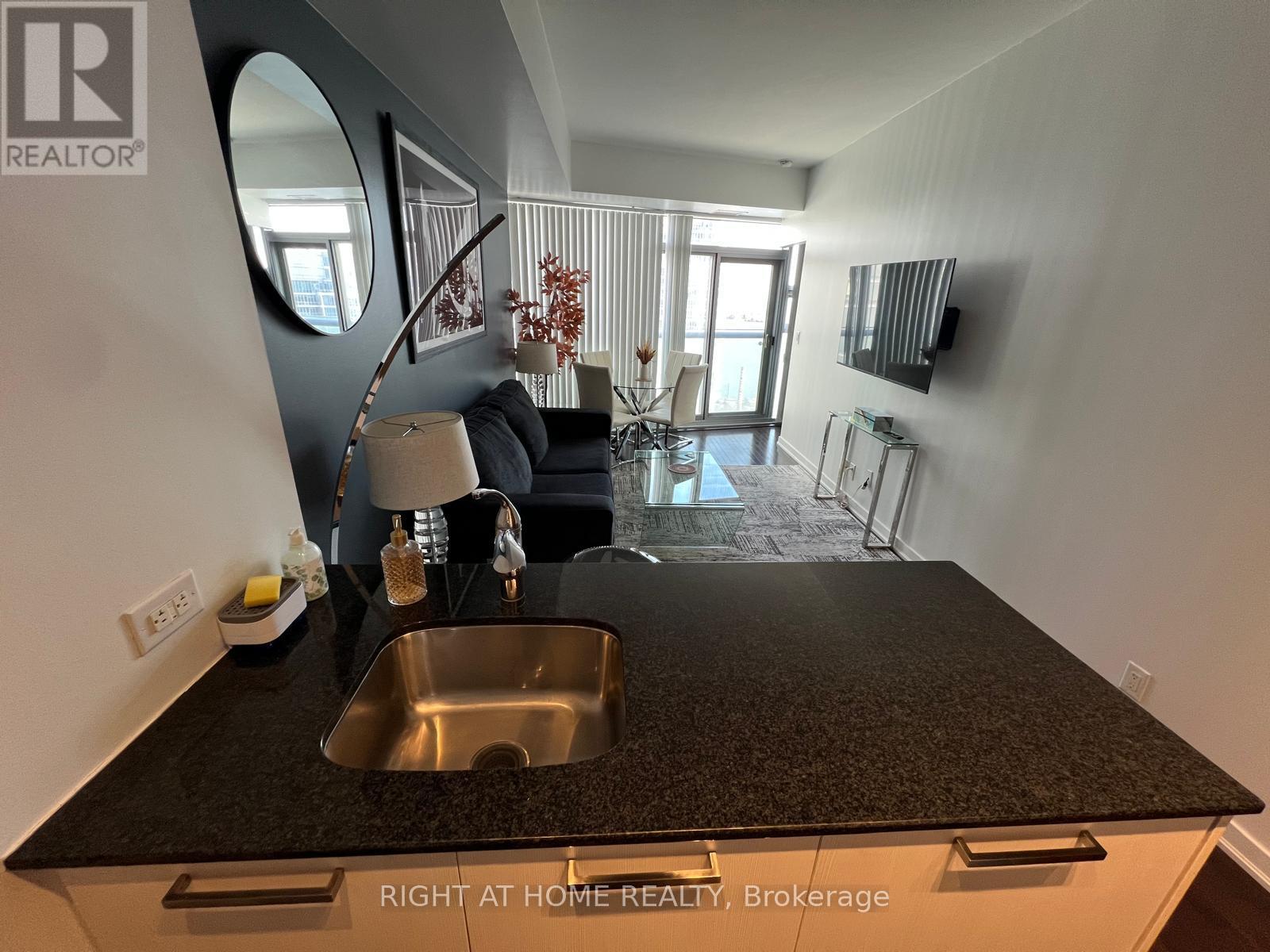 2503 - 12 YORK STREET, Toronto (Waterfront Communities) — photo 7