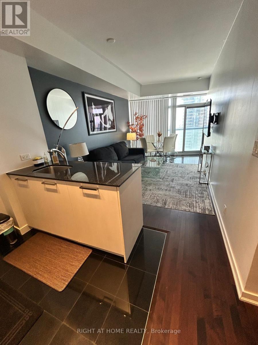 2503 - 12 YORK STREET, Toronto (Waterfront Communities) — photo 8