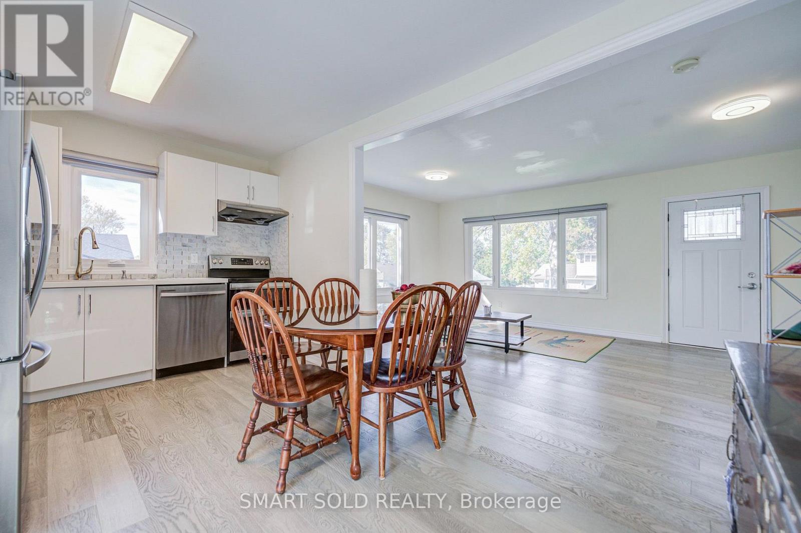 209 PINE BEACH DRIVE, Georgina (Keswick South) — photo 12