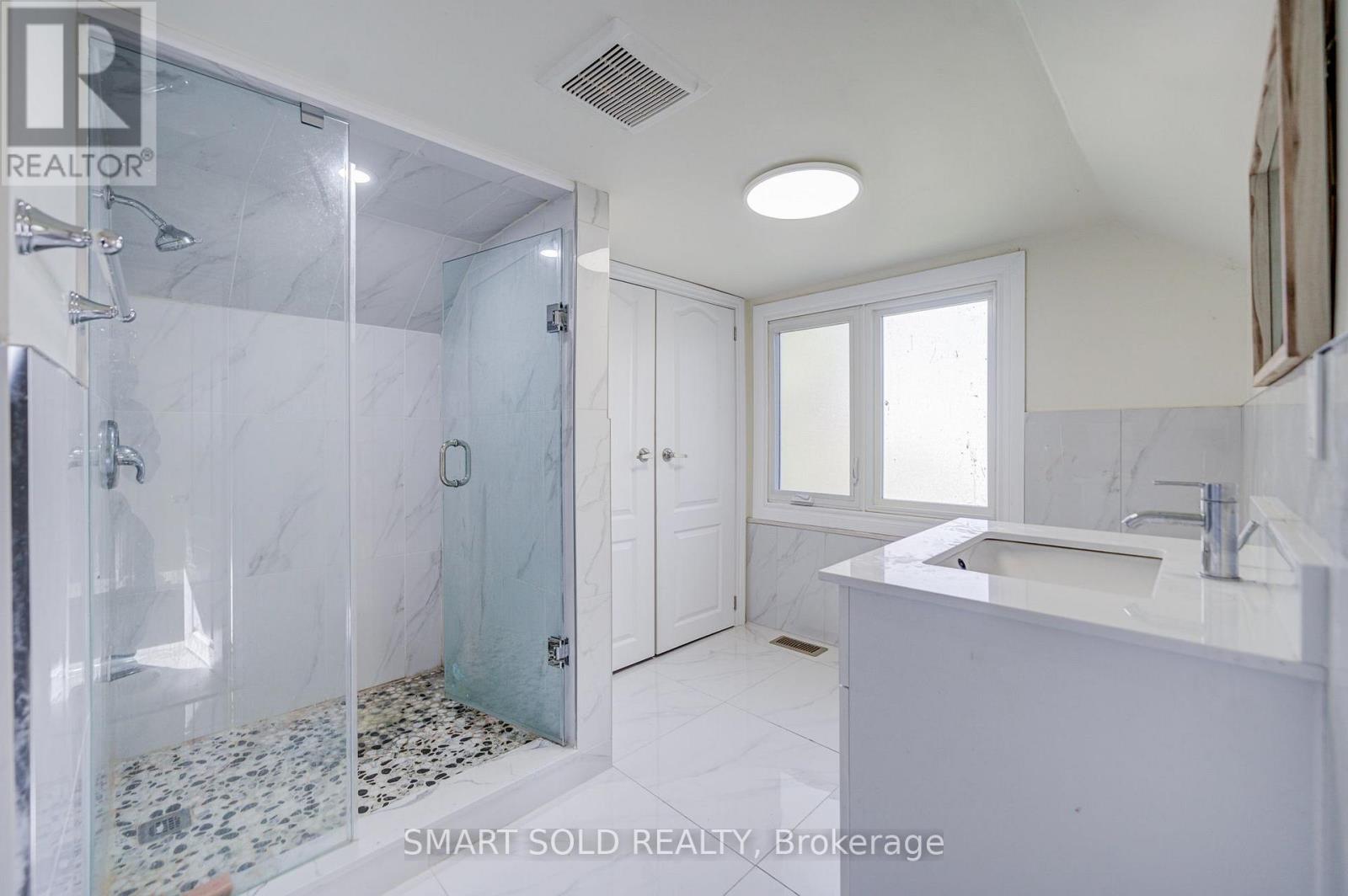 209 Pine Beach Drive, Georgina, ON photo 26