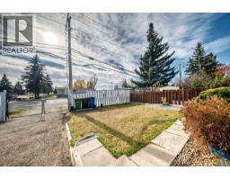 4316 8 Avenue Se, Calgary, AB T2A3A5 Photo 34