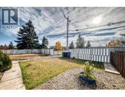 4316 8 Avenue Se, Calgary, AB T2A3A5 Photo 35