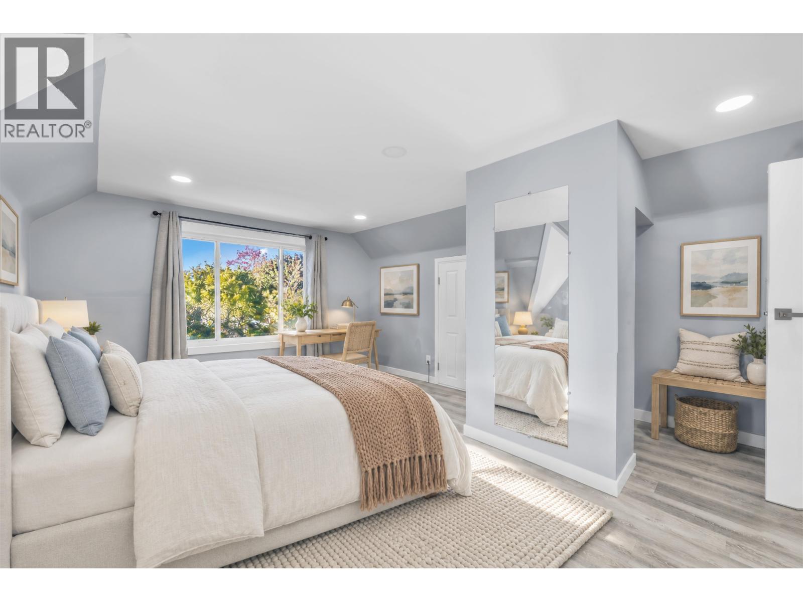 1603 HAMILTON STREET, New Westminster - Image 1