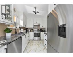 Entrance - 3145 2600 Ferguson Rd, Central Saanich, BC V8M2C1 Photo 10