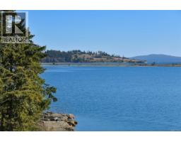 3145 2600 Ferguson Rd, Central Saanich, BC V8M2C1 Photo 19