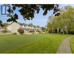 3145 2600 Ferguson Rd, Central Saanich, BC V8M2C1 Photo 43