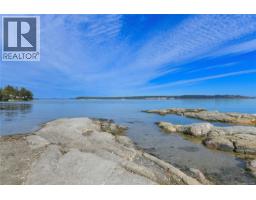 3145 2600 Ferguson Rd, Central Saanich, BC V8M2C1 Photo 48