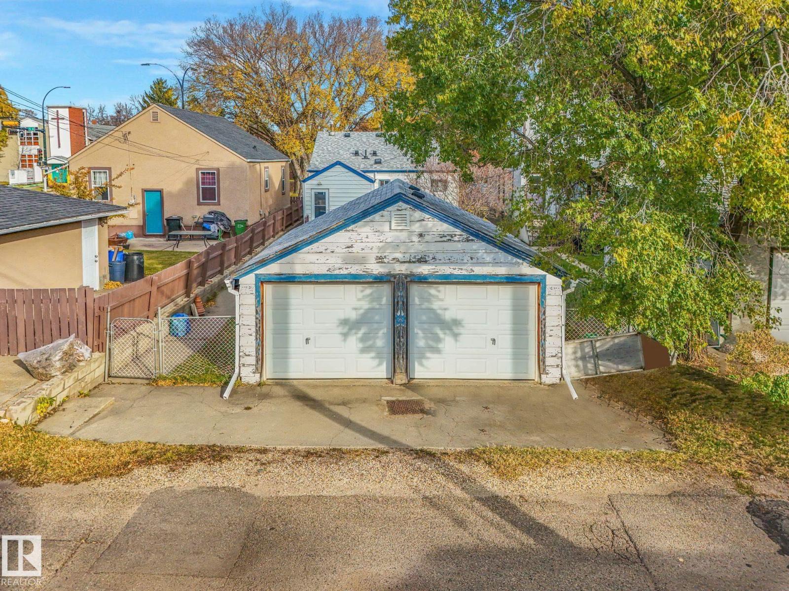 11160 68 Street NW, photo 42