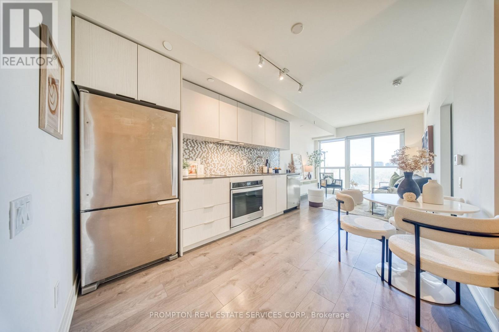 701- 2 Sonic Way, Toronto, ON photo 8