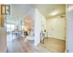 701 - 2 Sonic Way, Toronto, ON M3C0P2 Photo 7
