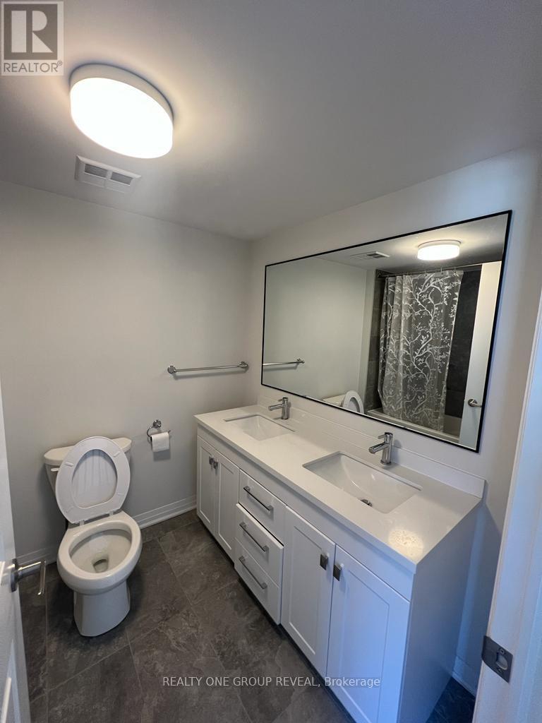 1636 Pleasure Valley Path, Oshawa, ON photo 6