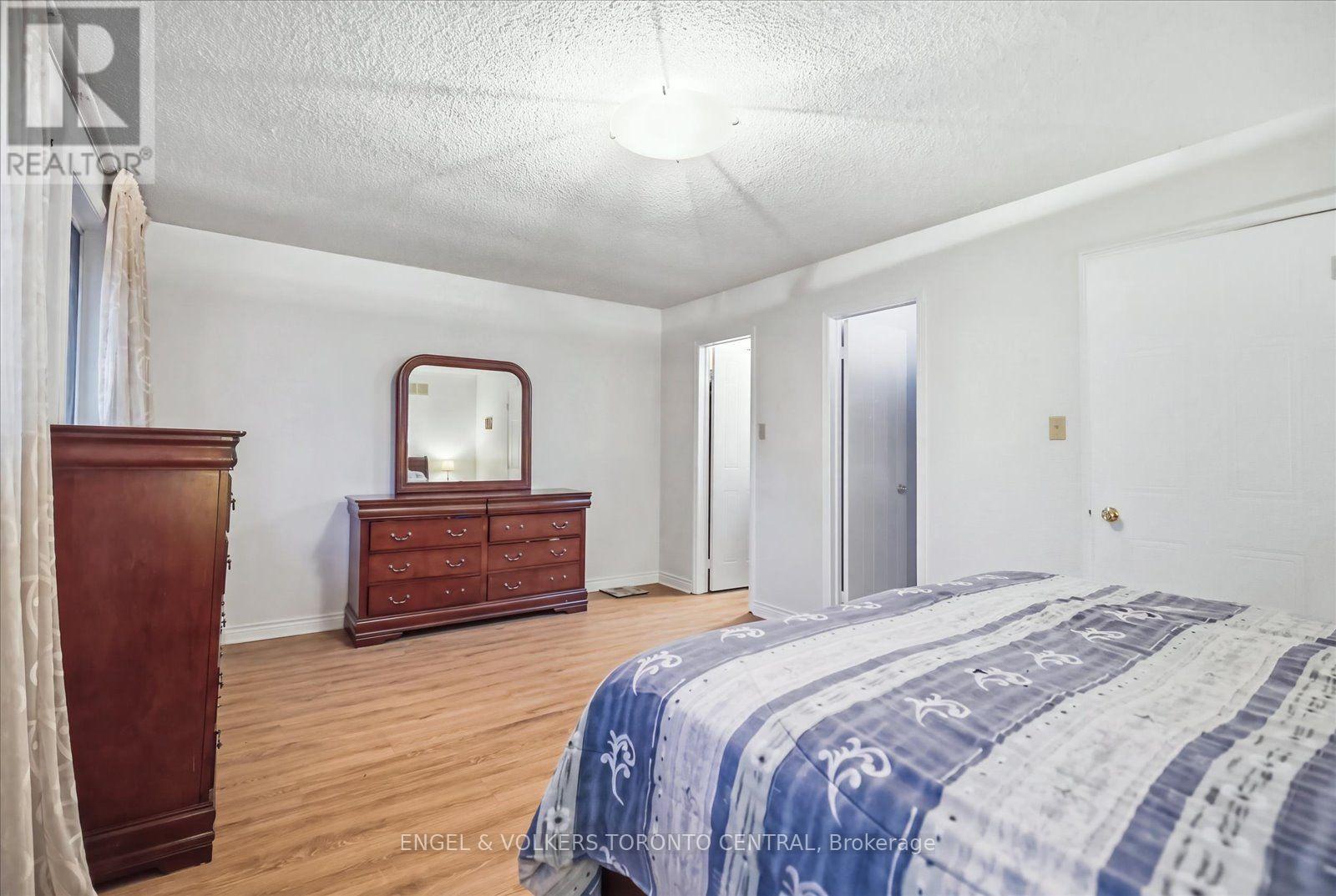 14 Hillman Drive, Ajax, ON photo 21